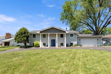 127 Birch Drive NE