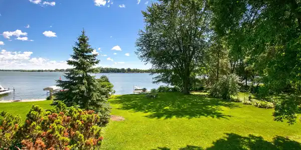 1230 Morningview Drive