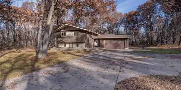 2973 Long Lake NW