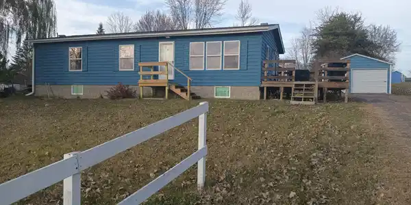 11129 N Frontage Road