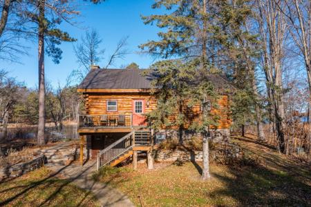 14488 Pine Bay Trail