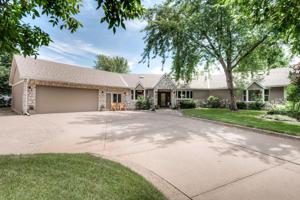 31813 Lakeway Drive NE