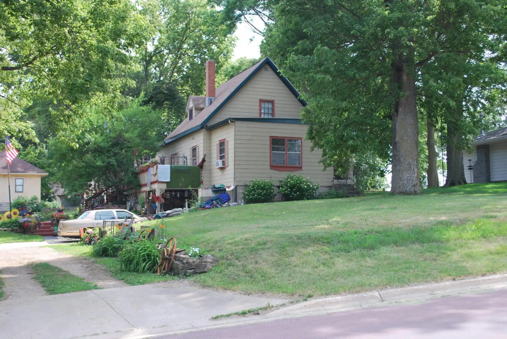 Image 1