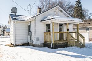 16 12th NW
