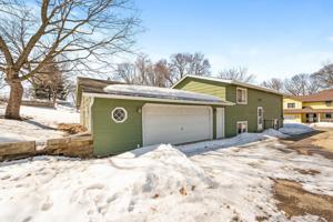 3013 Fairview SW