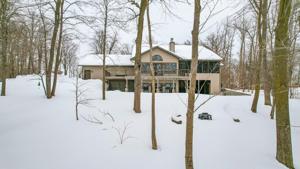 19417 Sherman Shores