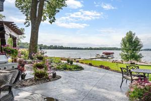 728 Tetonka View Drive