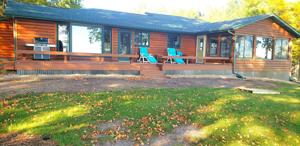 7902 Boy Lake NE