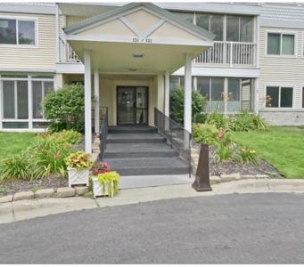132 Demont E