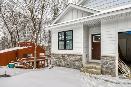 20381 Excelsior Boulevard