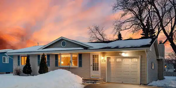 808 Ballantyne NE