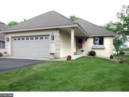 1042 E Lake Geneva Road NE