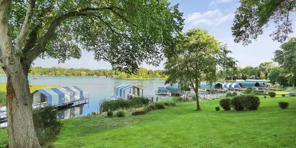 4465 Forest Lake Landing