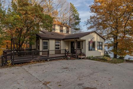 875 County 11 NW