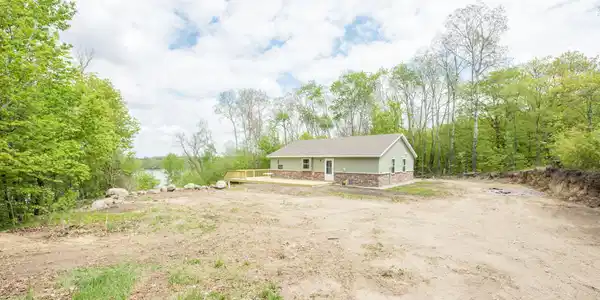 12727 Crooked Lake SW