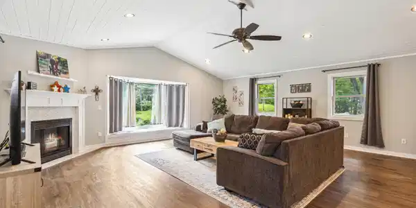 5066 Avon Drive