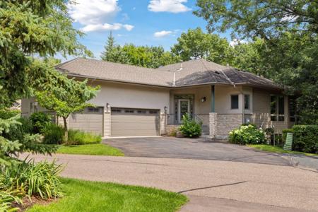 19 Summit Heights