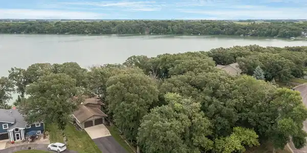 3615 Cedar Creek