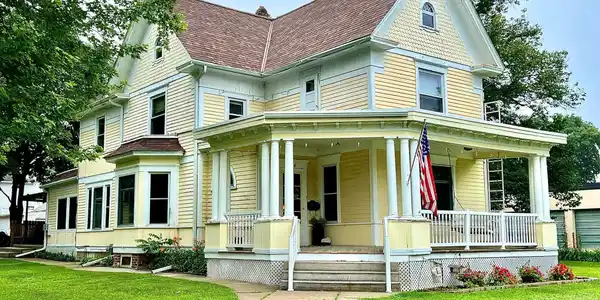 324 Monroe Avenue