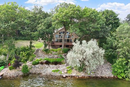 2112 Lake Pulaski Drive