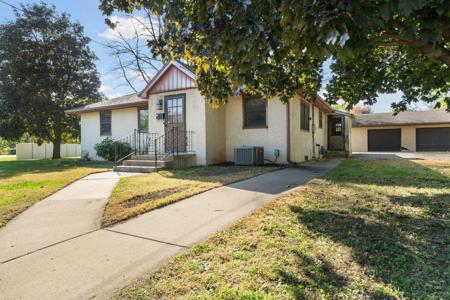 1942 Eddy Street