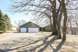 1605 Rosewood Lane SE