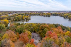 6884 Fish Lake