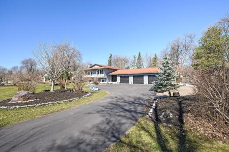 3665 Mississippi NW