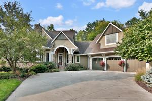 2896 W Owasso Boulevard