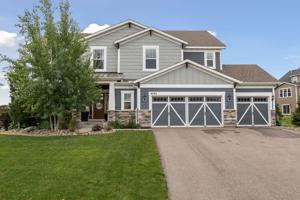 9195 Lakeside