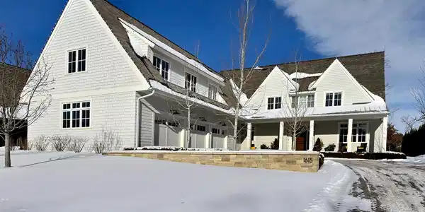 1615 Locust Hills