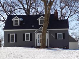 1220 Albion