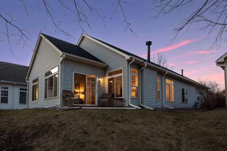 134 Lakeview E
