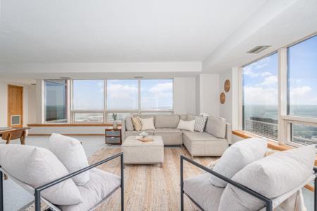168 6th Street E
