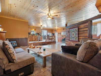 1899 Fern Trail NE