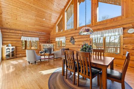 1867 County Road 35 W