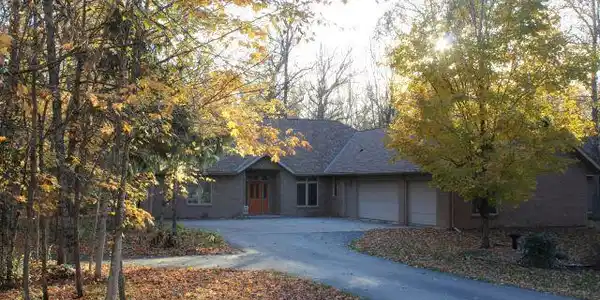 916 Blackrock