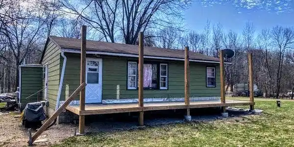 1479 Ann Lake