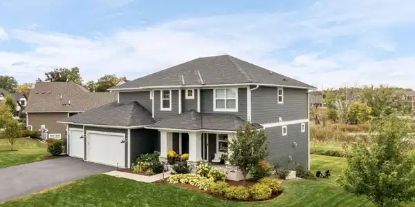 3689 Woodland Cove Parkway