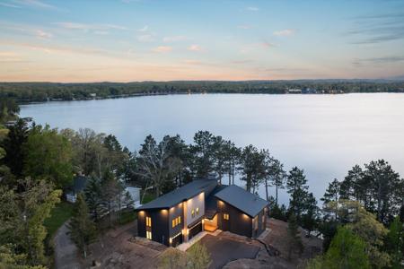 11389 E Steamboat Bay Road
