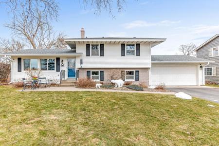2281 Lakeridge