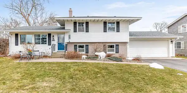 2281 Lakeridge
