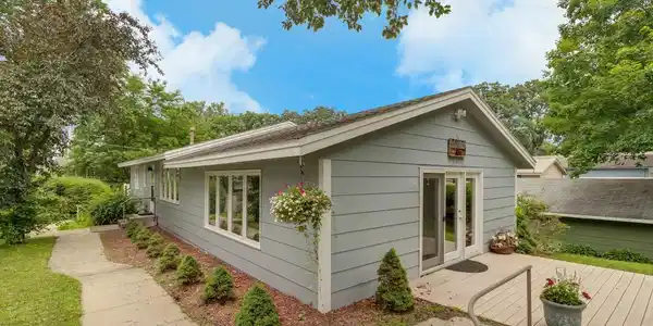 3007 Fairview Road SW