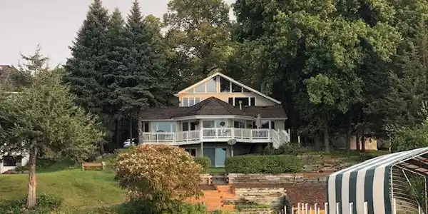 5045 Shady Island