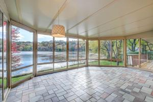 514 Hemlock S