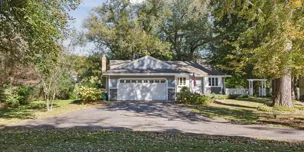 5470 Ridgewood Cove