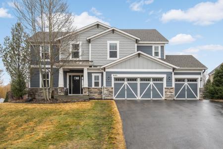 9195 Lakeside Drive