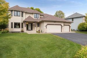 921 Lake Susan Hills