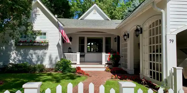 79 Dahlia Street