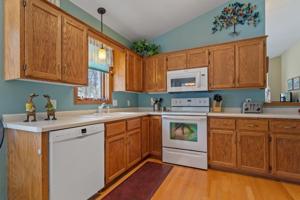 27675 Ridge Point